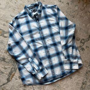 American Rag Blue and White Plaid Men's Shirt